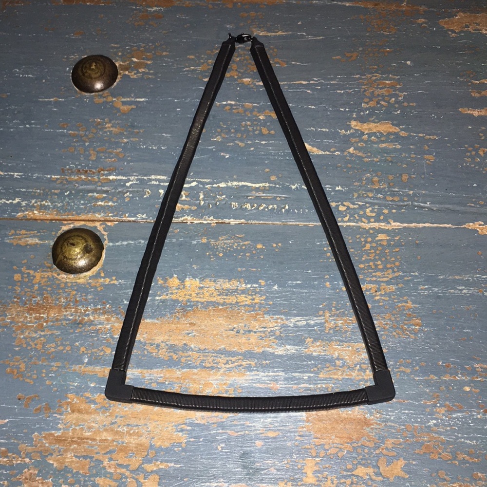 Industrial sculptural “Adele” necklace stretchy like new - Picture 7 of 10
